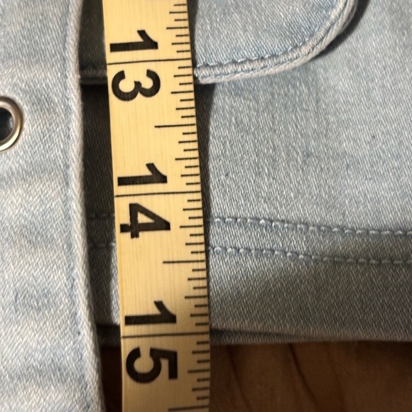 🛍Bundle sale🛍Stylish blue Crop Top with Button Details - Picture 12 of 12